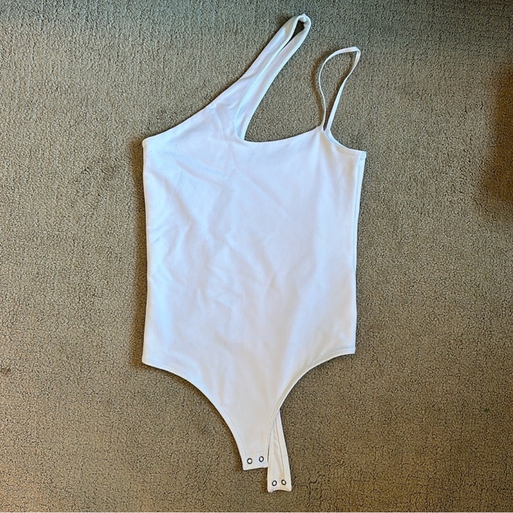 Abercrombie & Fitch Soft White Bodysuit soft A&F collection
